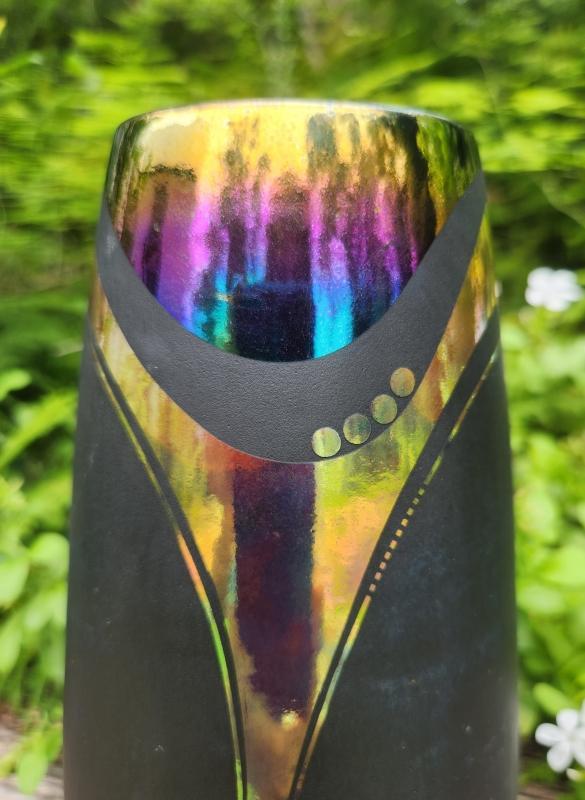 Modern Abstract Studio Vase TE88 Black/Iridescent Metallic 9.5