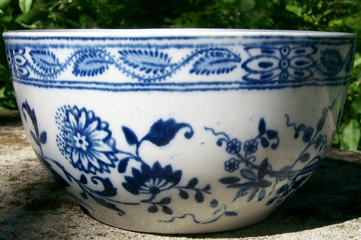 Antique Onion Flow Blue Cranberry Bowl Staffordshire 1880s