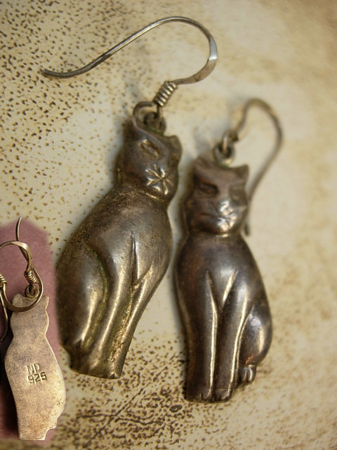 Vintage signed cat earrings sterling earrings spooky halloween cat Pierced earrings