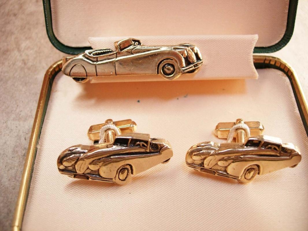 Jaguar XK120 Vintage cufflinks and Tie clip in original box Ansen cufflinks roadster sportscar cuff links