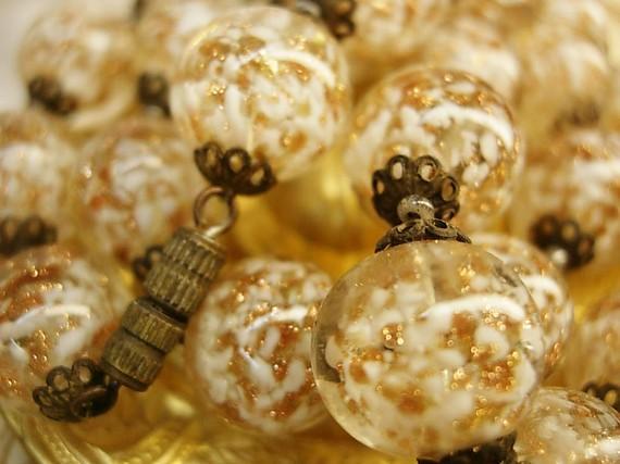 Early Murano Foil Glass necklace all original bead caps and clasp