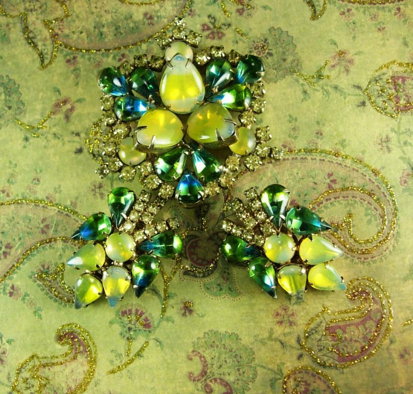 Vintage Juliana Brooch Earrings Hauntingly beautiful givre yellow green HUGE statement piece clip on cluster costume jewelry