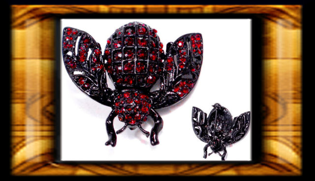 Vintage Enamel Garnet MOTH Fly Insect Brooch