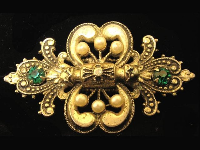 VIntage jeweled Victorian Fleur de lis brooch