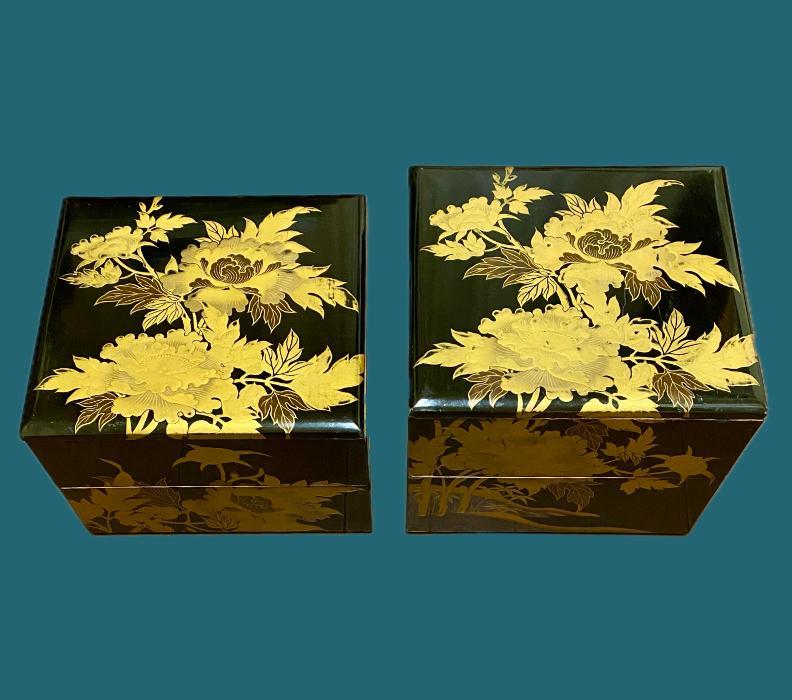 Japan - Wood and Lacquare - Jubako w/Maki-e - Meiji