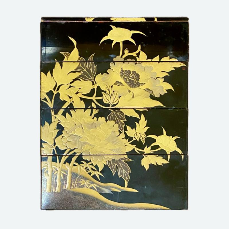 Japan - Wood and Lacquare - Jubako w/Maki-e - Meiji