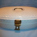 ANTIQUE GERMAN CHICKEN WIRE GRANITEWARE ENAMEL OVAL BREAD BOX KEEPER