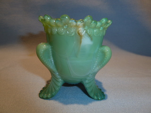 VINTAGE GREEN SLAG FORGET ME NOT TOOTHPICKER HOLDER