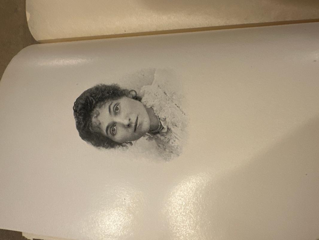 Soeur Marie By Mary Randall Shippey