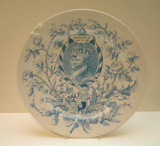 Commemorative George V and Mary Plate