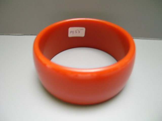 Bakelite vintage Wide Orange Bangle