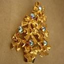 Vintage Christmas Tree brooch / Signed avon pin / Christmas gift for her / december birthday / aurora borealis rhinestone jewelry
