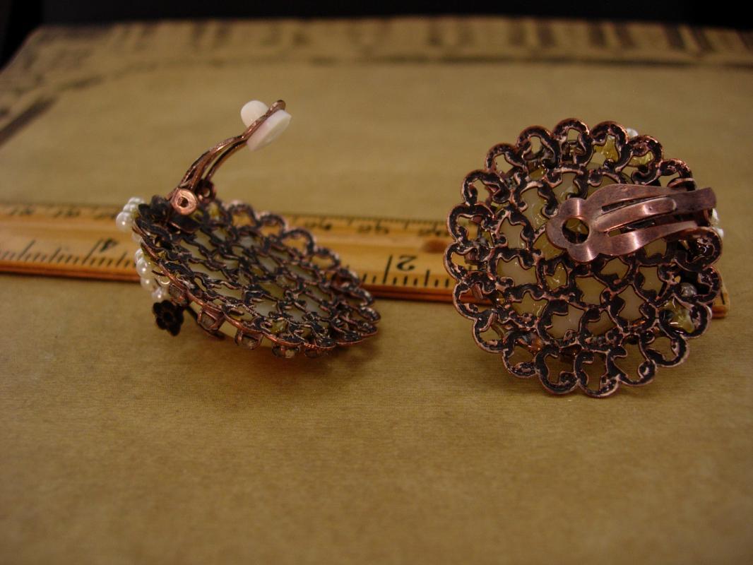 Unsigned Haskell earrings - pearl Clip on earrings - sparkling rhinestones - rose gold plate cluster earrings - Unsigned Beauties