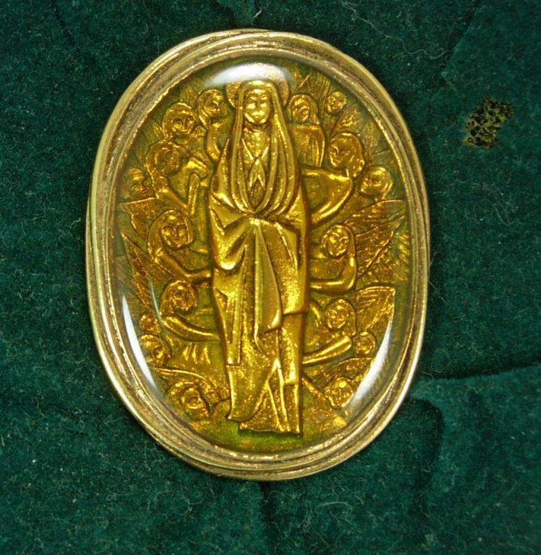 MMMA Madonna ICON brooch pendant original box Pin vintage Religious Christian Signed womens Quality jewelry metropolitan museum of art