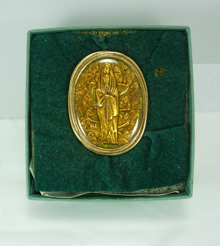 MMMA Madonna ICON brooch pendant original box Pin vintage Religious Christian Signed womens Quality jewelry metropolitan museum of art