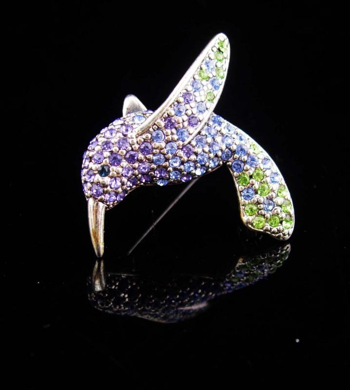 vintage Hummingbird brooch / monet pin / purple amethyst rhinestones /Bridesmaid gift / mother of the bride / Friendship gift