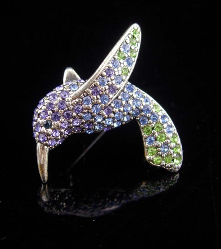 vintage Hummingbird brooch / monet pin / purple amethyst rhinestones /Bridesmaid gift / mother of the bride / Friendship gift