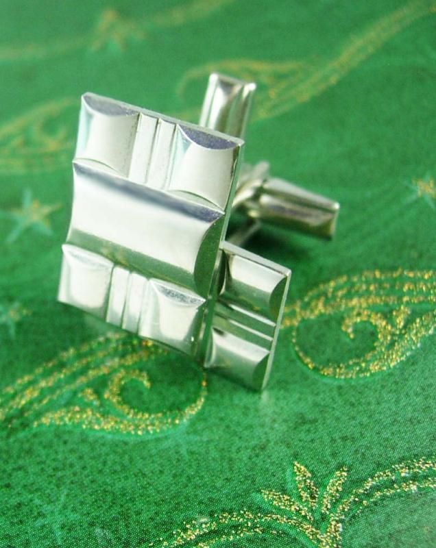 Industrial Cufflinks Vintage Wooven Silver Watch Links 3 D Bumpy Pattern Dynamic Pat Pend Cuff Links