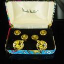 Nicole Miller Wedding cufflinks Vintage Tuxedo studs Original box  gambler poker Casino gold estate jewelry cuff links playing cards