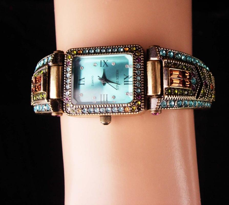 Antiques, Art, Vintage display picture 1