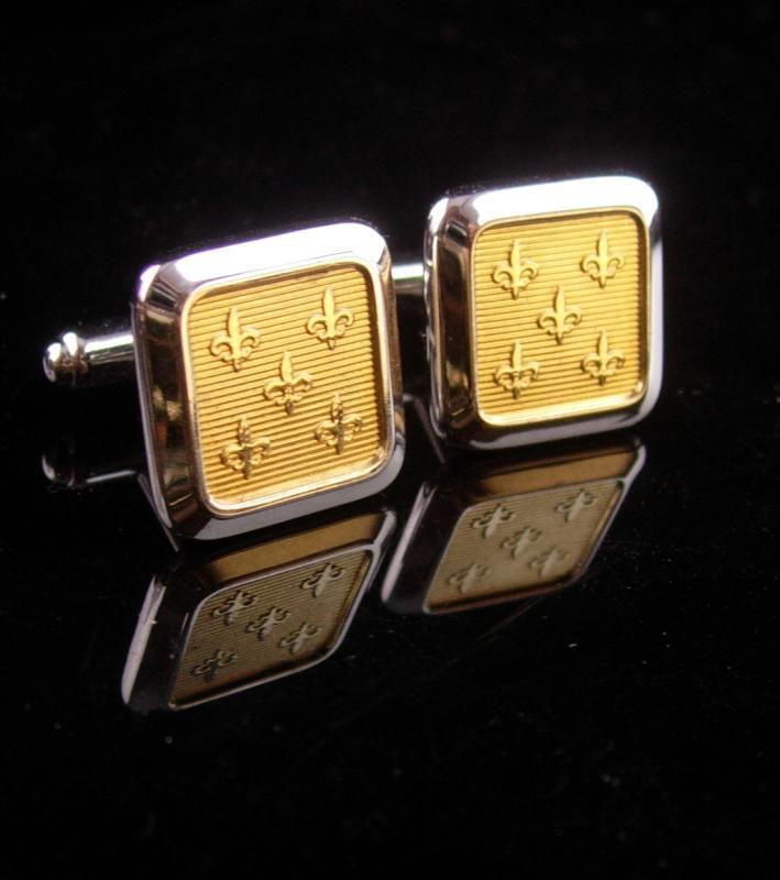 Vintage Hickok Fleur de lis cufflinks - rennaissance medieval set - knight flower  mens gold estate jewelry knight shining armor wedding set