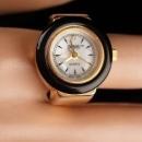 Vintage watch ring / metal gold plate stretch band / works great - Digits Bonetto - size 5 to 7