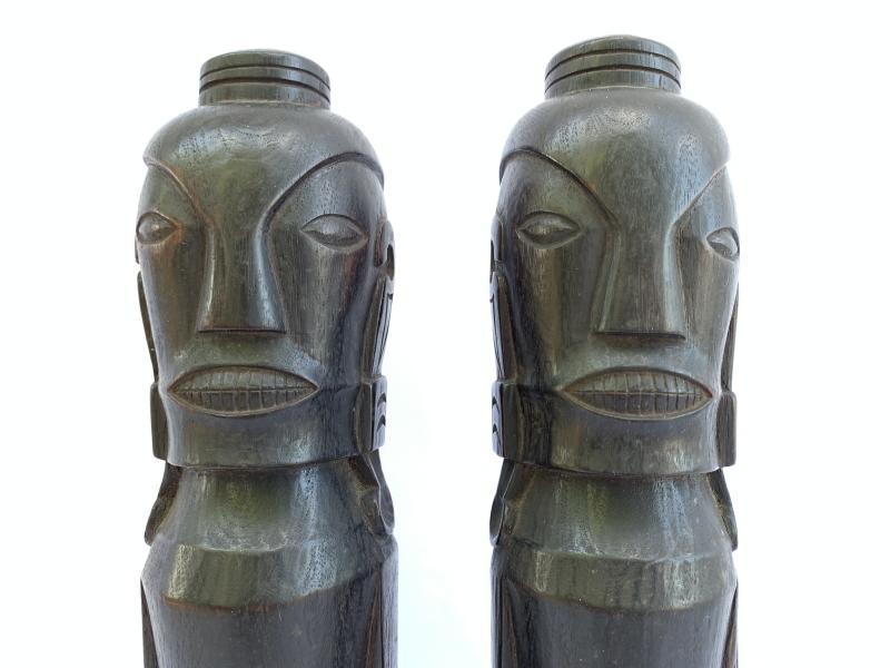 TWO 420mm BATAK WARRIOR & AMPUTATED HEAD STATUE Ancestral Facial Icon Indonesia