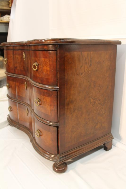 William and Mary style Commode