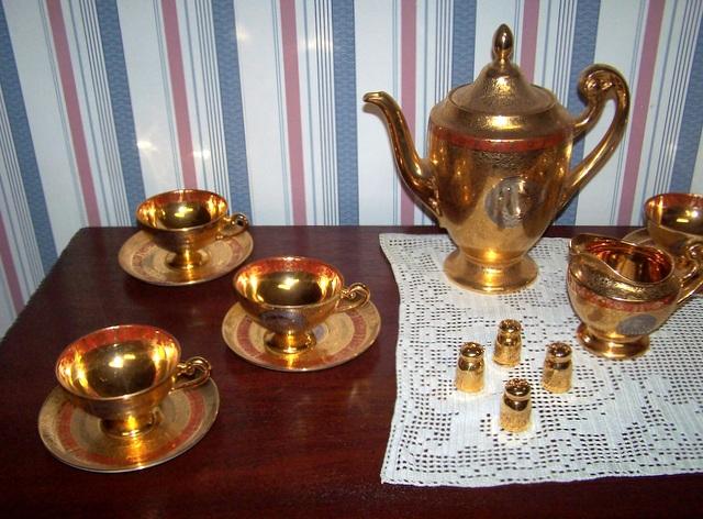 Bohemia Gold Tea Set