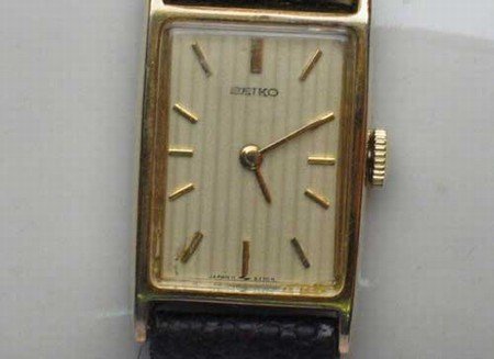 SEIKO QUARTZ WATCH GOLD FACE LIZARD BAND Seiko Gold Colored Square Face Ladies Watch Lizard Leather  main image 4