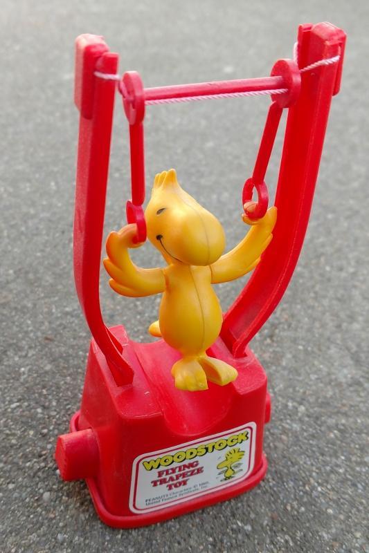 Woodstock Flying Trapeze Push Button Peanuts Character Toy Aviva Company Hollywood California