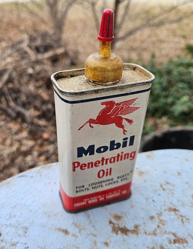 Mobil Socony Penetrating Oil Can New York Advertising Tin