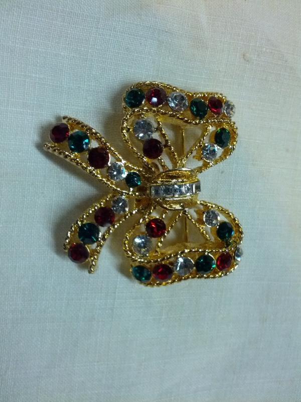 EISENBERG ICE CHRISTMAS BOW TIE LAPEL PIN COLORFUL RHINESTONE BROOCH