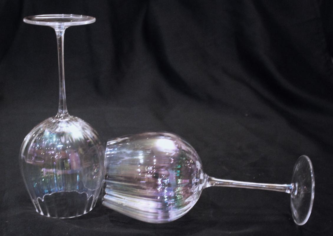 Iridescent  Optic Ribbed Balloon  Stem Glass Wine Goblets x 2