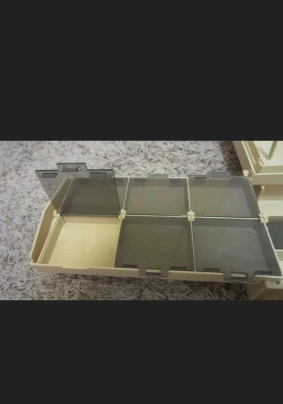 World Wide Media Vintage 1983 Sewing 50 Spool Case Caddy Organizer