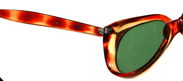 Vintage sunglasses  *PRICE REDUCTION!* 