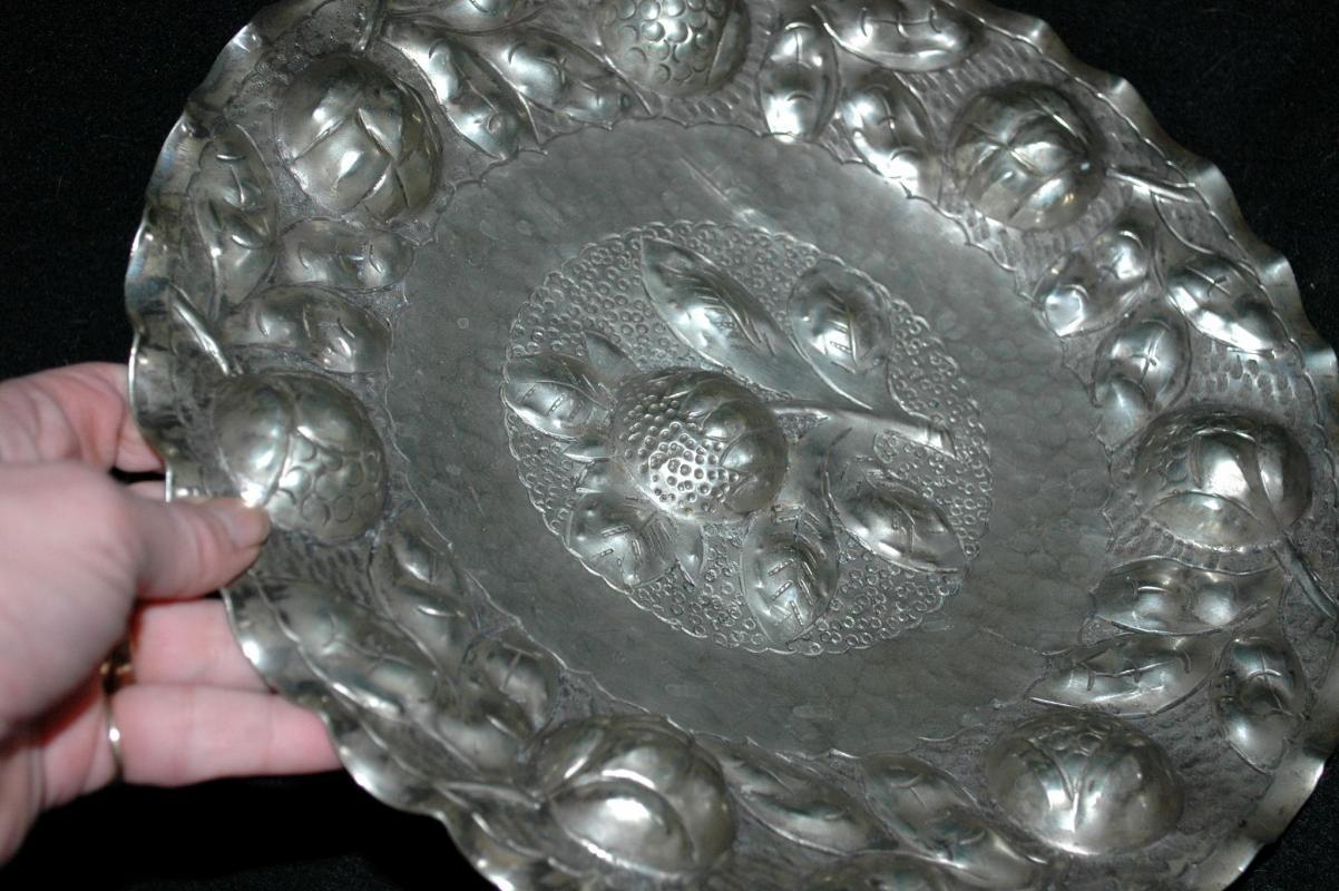 Hand Hammered Silver Metal Deep Repousse Artichokes Decorative Wall Plate 