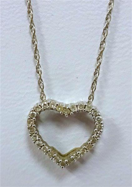 14K White Gold Diamond Heart Necklace Pendant  & Chain  1.2g