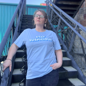 Stay Suspicious SM (UNISEX) Stay Suspicious SM (UNISEX)