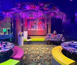 MAKUTU theater/Plaza Room