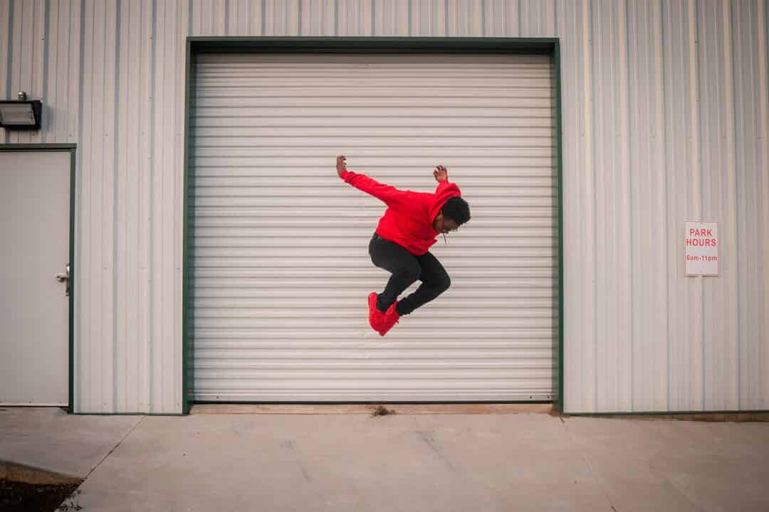 Kinetic Asymmetry During a Repetitive Tuck Jump Task in Athletes with a ...