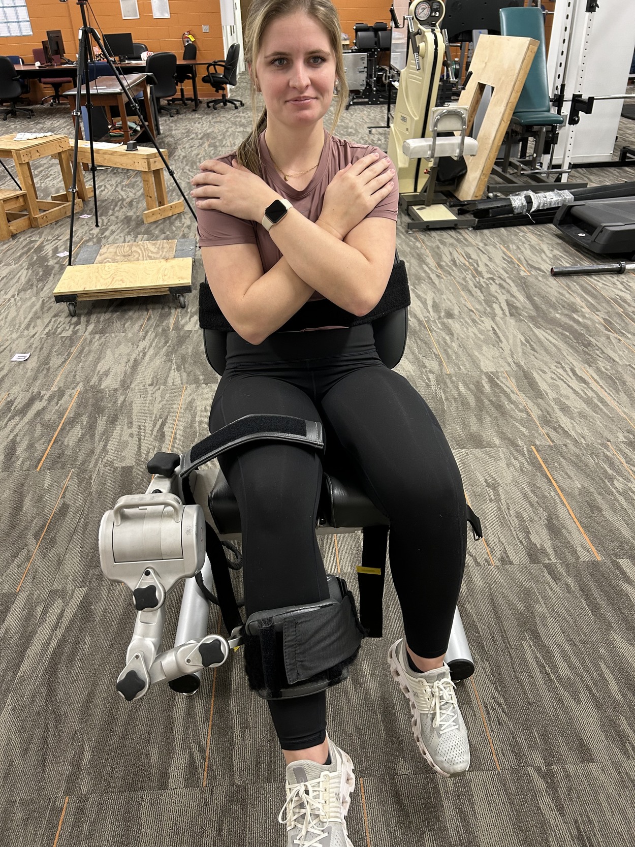 Isokinetic squat machine shop