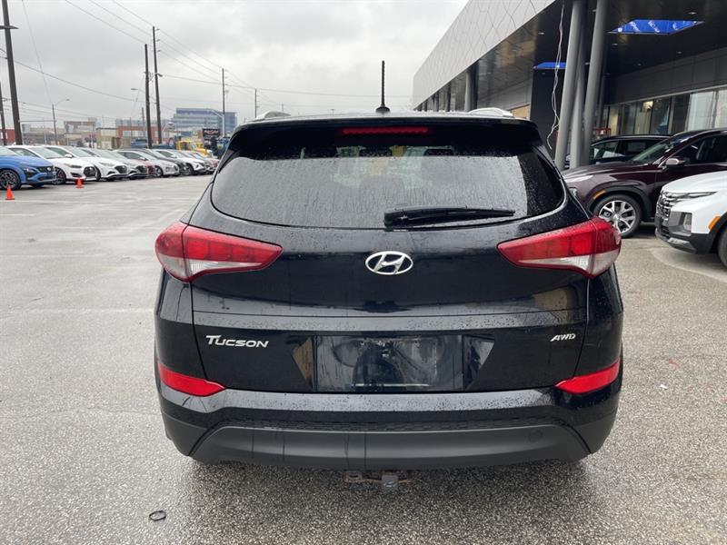 Hyundai Tucson 4