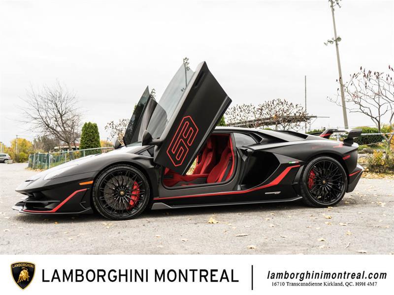 Lamborghini Aventador 3