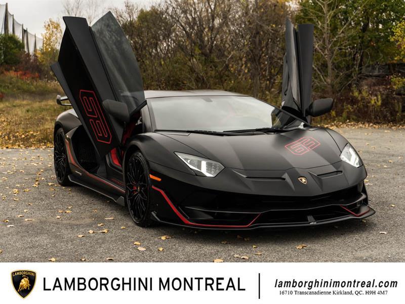 Lamborghini Aventador 5