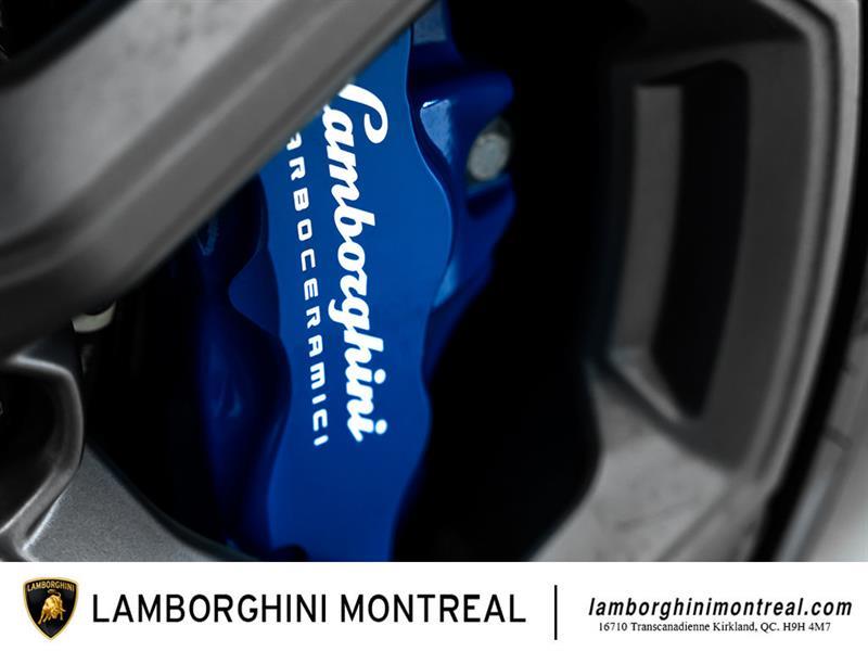 Lamborghini Huracán 16