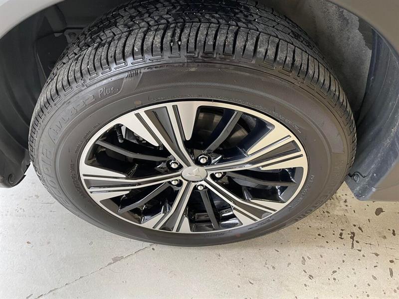 Mitsubishi Eclipse Cross 12