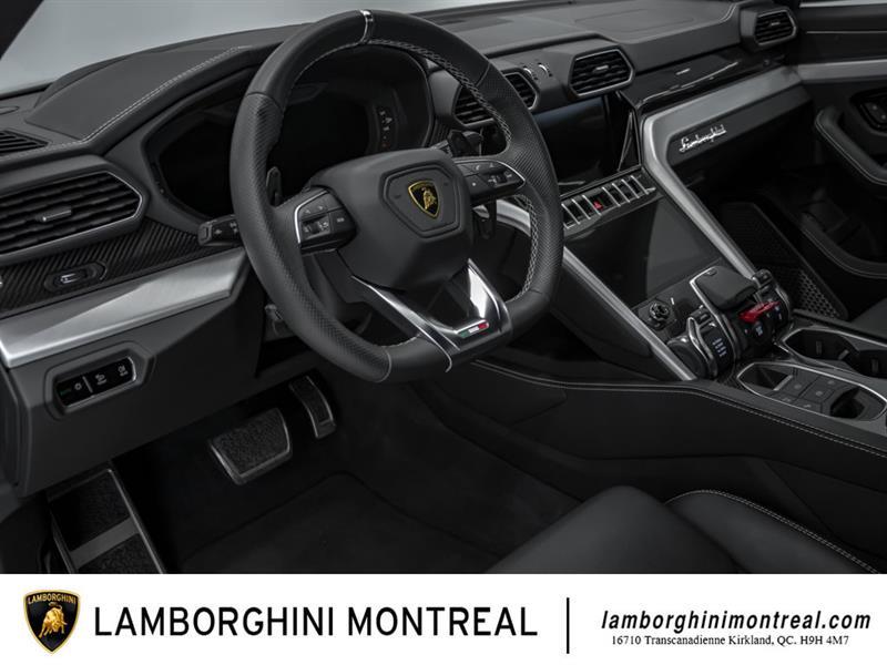 Lamborghini Urus 17