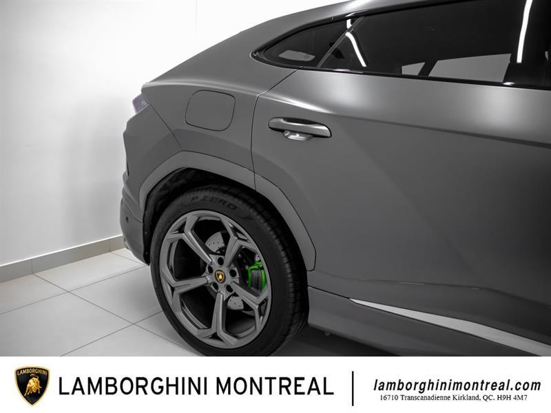 Lamborghini Urus 32
