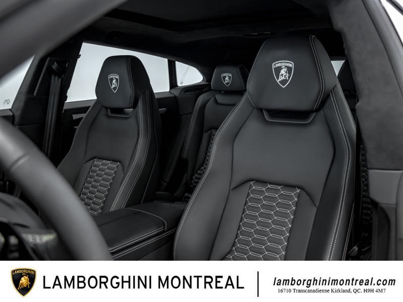 Lamborghini Urus 38